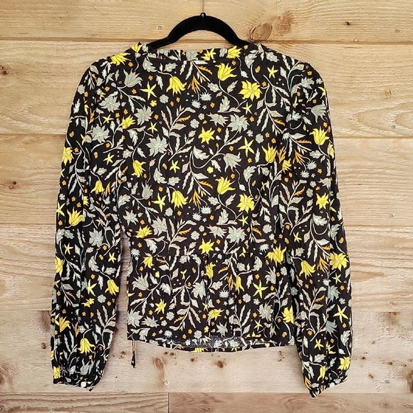 NWT Universal Thread Size XSmall Black and Yellow Floral Wrap Top - Picture 4 of 4